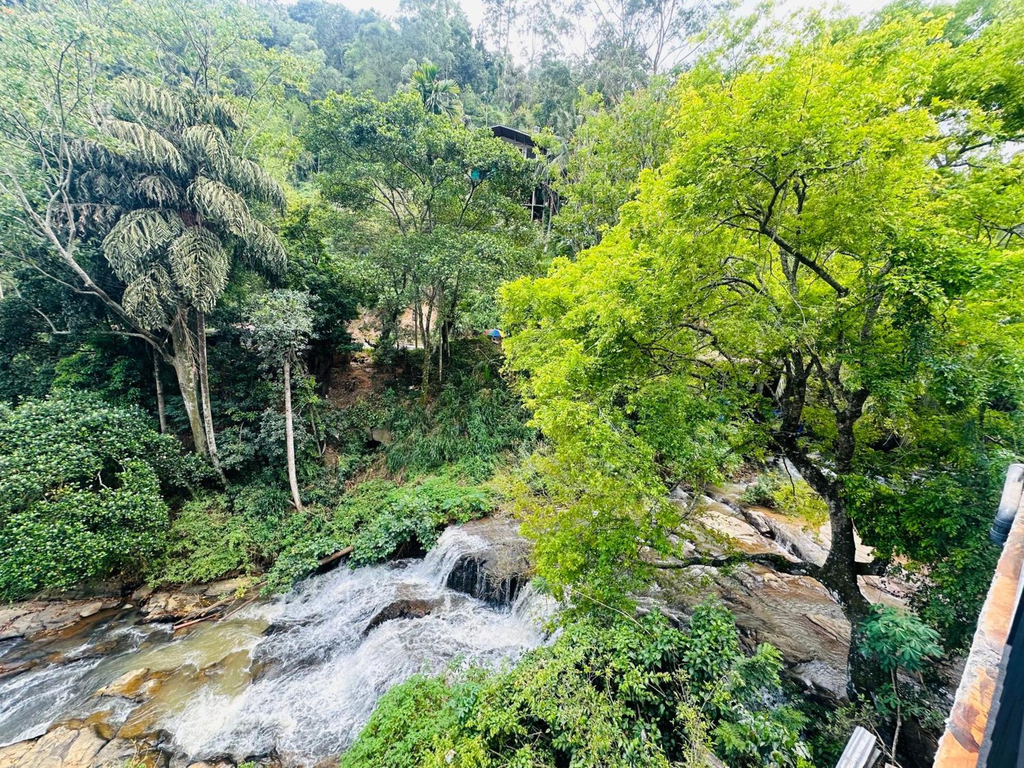 River Splendour Home Stay Ella Bagian luar foto