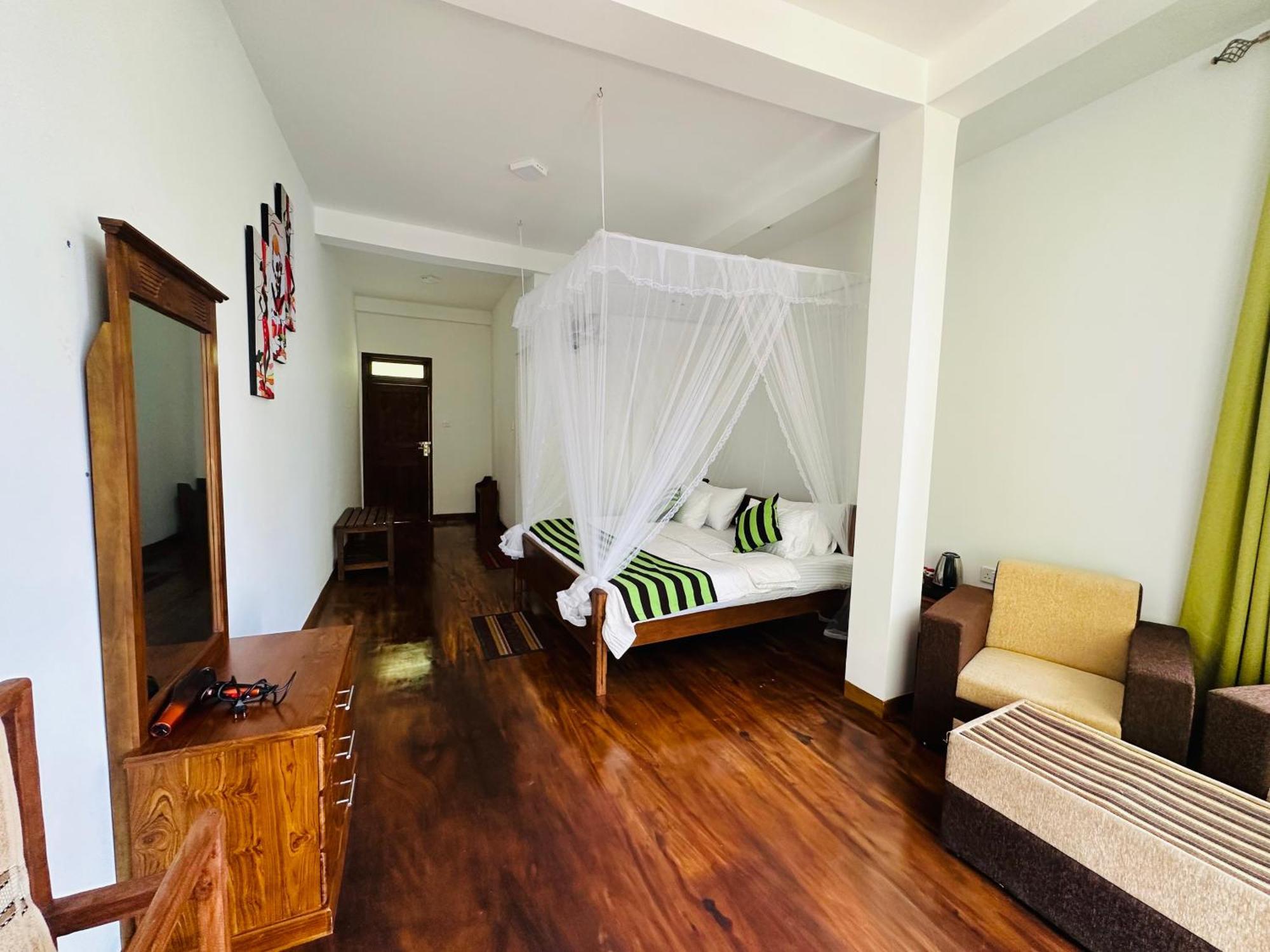 River Splendour Home Stay Ella Bagian luar foto