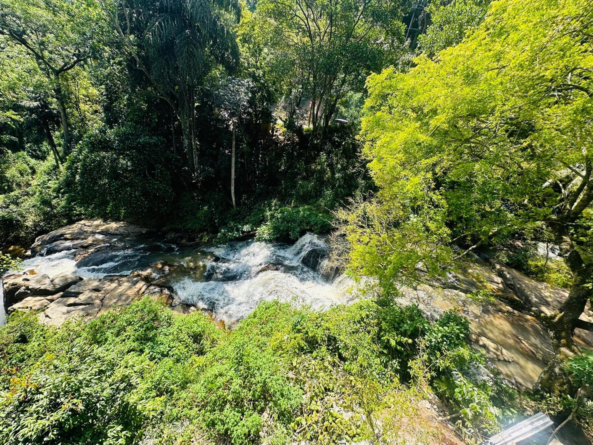 River Splendour Home Stay Ella Bagian luar foto