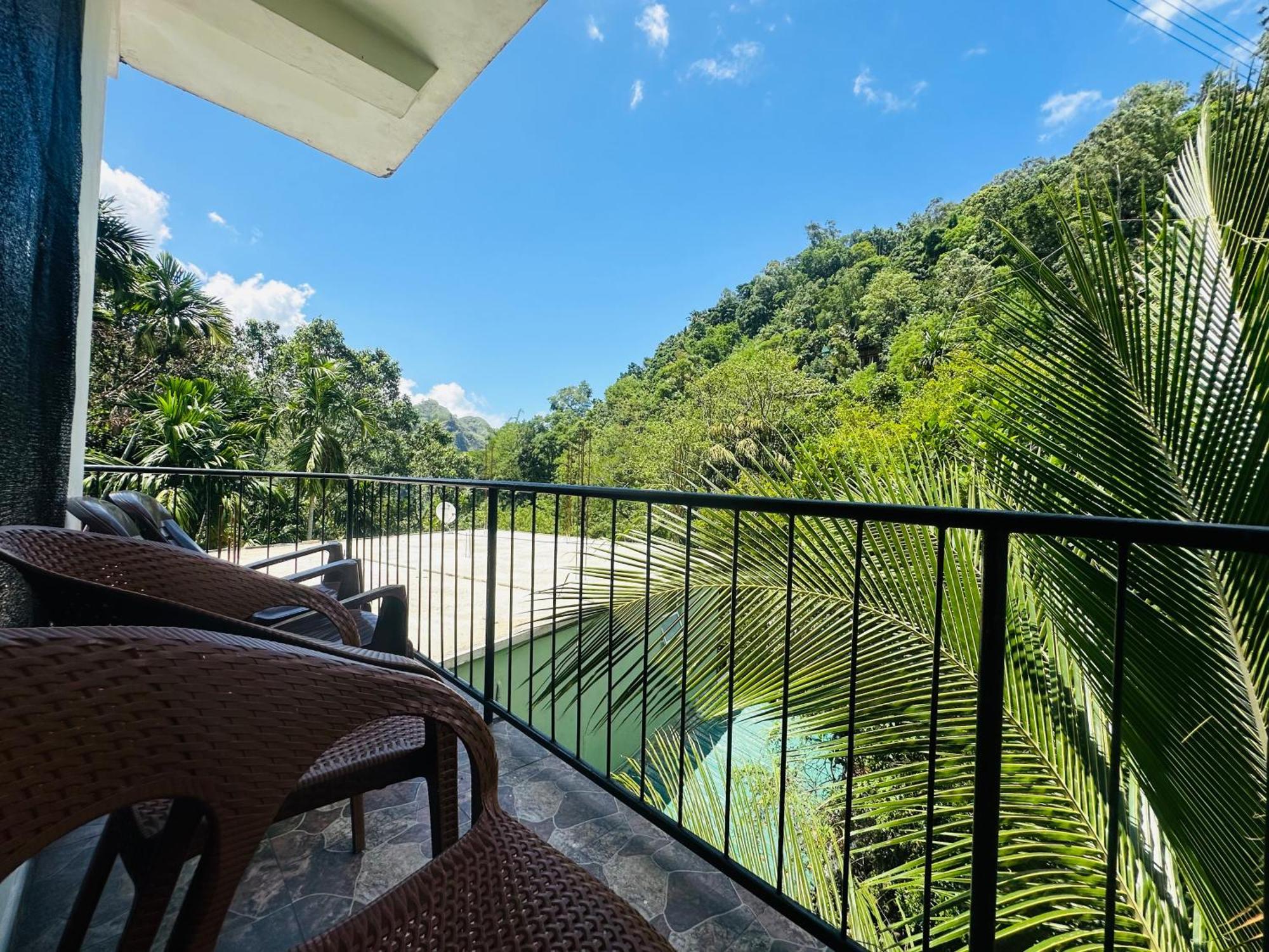 River Splendour Home Stay Ella Bagian luar foto